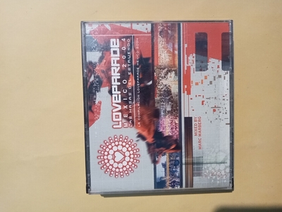 CD loveparade 2004 musica electronica