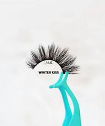 WINTER KISS